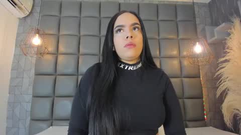 Snapshot of dannavelvet chatting on 07-31-26, 01:32 Danna online show from 07-31-26, 01:32