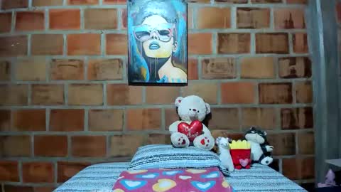 Snapshot of dannavelvett chatting on 03-12-26, 05:30 Danna Velvett online show from 03-12-26, 05:30