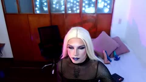 danni online show from 02-15-26, 11:01