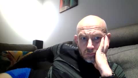 Snapshot of danny81boy chatting on 01-14-26, 08:58 danny81boy online show from 01-14-26, 08:58