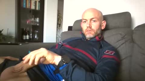 Snapshot of danny81boy chatting on 04-20-26, 04:21 danny81boy online show from 04-20-26, 04:21