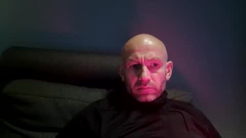 Snapshot of danny81boy chatting on 05-08-26, 06:02 danny81boy online show from 05-08-26, 06:02
