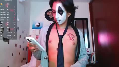 Snapshot of danny__phantom chatting on 10-31-25, 07:59 phantom555 online show from 10-31-25, 07:59