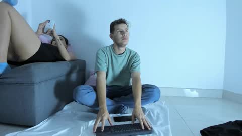 danny_and_lara online show from 10-18-25, 09:21