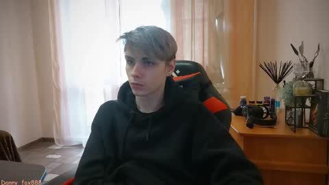 Snapshot of danny_fox888 chatting on 03-04-25, 07:08 Daniel online show from 03-04-25, 07:08