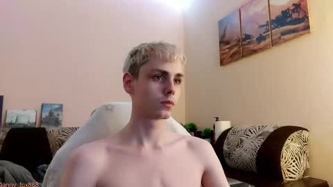 Daniel online show from 10-28-25, 03:58