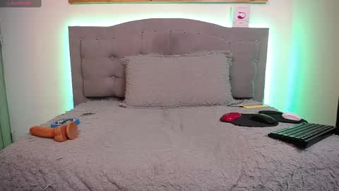 Snapshot of danny_hot_fun chatting on 03-05-25, 04:56 Danny and Alex online show from 03-05-25, 04:56