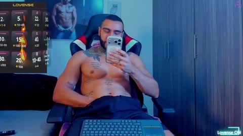 Snapshot of danny_wilson1 chatting on 03-18-26, 01:58 Danny Willson online show from 03-18-26, 01:58