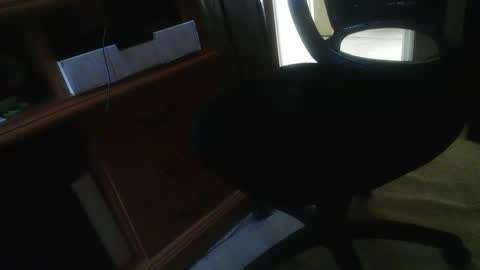 Snapshot of dannyb618 chatting on 09-12-25, 08:42 Danielle online show from 09-12-25, 08:42