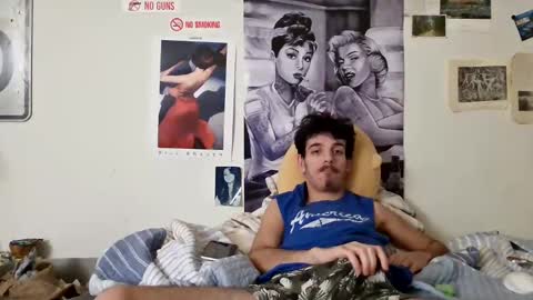 Snapshot of dannynoww chatting on 12-13-24, 11:39 danny online show from 12-13-24, 11:39