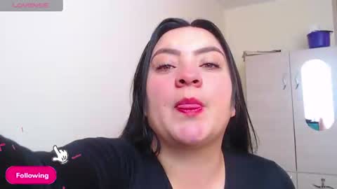 Snapshot of dannyroussette chatting on 06-14-26, 04:53 Follow me Control lovense free D online show from 06-14-26, 04:53