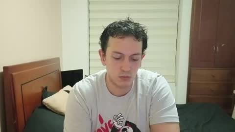 Snapshot of danruiz33 chatting on 05-20-26, 02:51 Dan online show from 05-20-26, 02:51