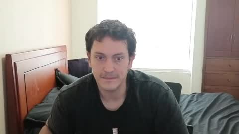 Snapshot of danruiz33 chatting on 05-27-26, 06:27 Dan online show from 05-27-26, 06:27
