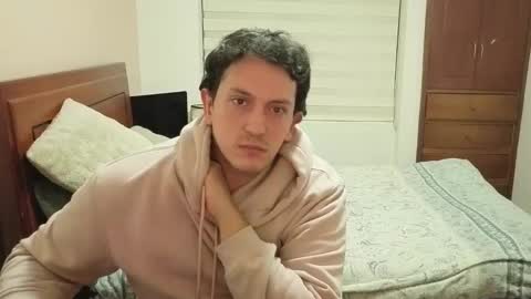 Snapshot of danruiz33 chatting on 06-06-26, 03:00 Dan online show from 06-06-26, 03:00