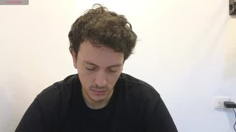 Snapshot of danruiz33 chatting on 06-17-26, 03:24 Dan online show from 06-17-26, 03:24