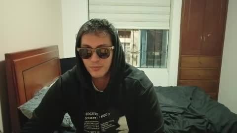 Snapshot of danruiz33 chatting on 07-02-26, 03:23 Dan online show from 07-02-26, 03:23