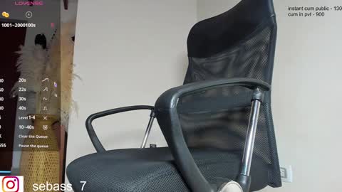Snapshot of dante_gold chatting on 02-02-25, 07:57 SEBAS online show from 02-02-25, 07:57