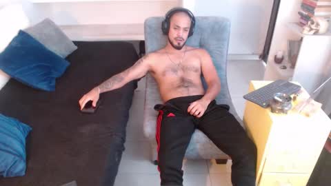 Snapshot of dante_hell1 chatting on 02-27-26, 09:04 Dante Hell online show from 02-27-26, 09:04