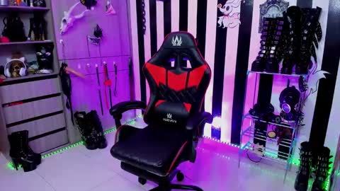 Snapshot of dante_infernos chatting on 03-10-25, 12:59 Dante online show from 03-10-25, 12:59