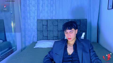Snapshot of dante_kent chatting on 06-14-26, 01:13 DANTE KENT online show from 06-14-26, 01:13