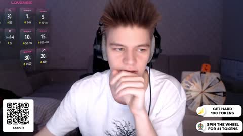 Snapshot of dantebigboi chatting on 01-03-25, 04:59 Daniel online show from 01-03-25, 04:59