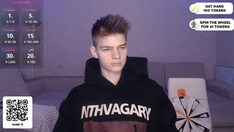 Snapshot of dantebigboi chatting on 01-07-25, 04:16 Daniel online show from 01-07-25, 04:16