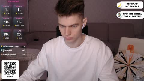 Snapshot of dantebigboi chatting on 01-20-25, 01:18 Daniel online show from 01-20-25, 01:18