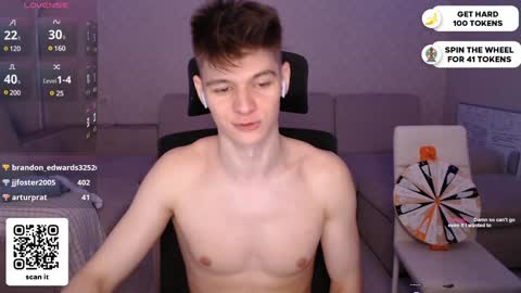 Snapshot of dantebigboi chatting on 01-23-25, 11:47 Daniel online show from 01-23-25, 11:47