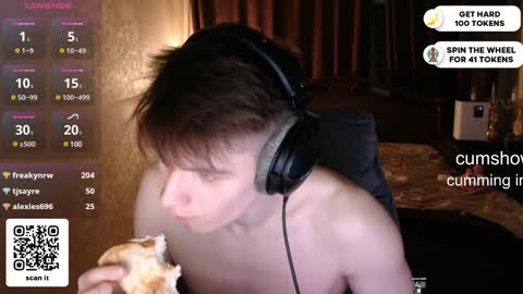 Snapshot of dantebigboi chatting on 02-04-25, 08:38 Daniel online show from 02-04-25, 08:38