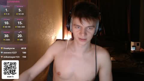 Snapshot of dantebigboi chatting on 02-15-25, 11:47 Daniel online show from 02-15-25, 11:47