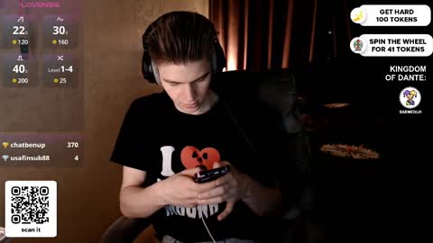 Snapshot of dantebigboi chatting on 02-20-25, 11:21 Daniel online show from 02-20-25, 11:21
