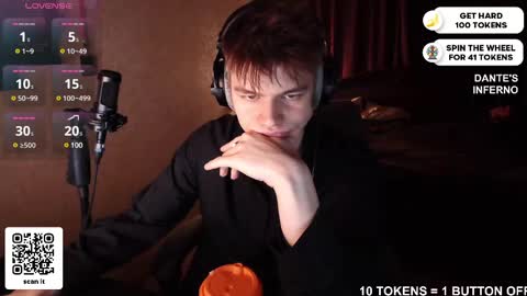Snapshot of dantebigboi chatting on 02-25-25, 06:20 Daniel online show from 02-25-25, 06:20