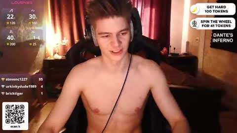 Snapshot of dantebigboi chatting on 03-04-25, 04:17 Daniel online show from 03-04-25, 04:17