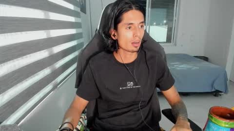 Snapshot of dantedecentralized chatting on 02-26-26, 02:43 X Dante7373574 online show from 02-26-26, 02:43