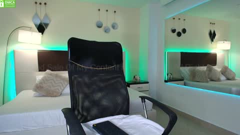 Dante online show from 01-16-25, 03:23