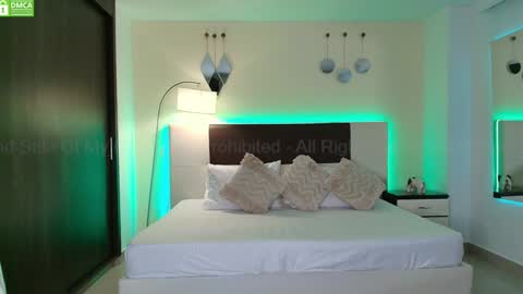 Dante online show from 01-17-25, 04:26