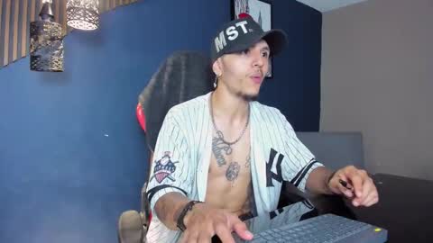 Snapshot of danteolsen chatting on 03-10-26, 02:49 Dante online show from 03-10-26, 02:49