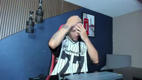 Snapshot of danteolsen chatting on 04-05-26, 03:36 Dante online show from 04-05-26, 03:36