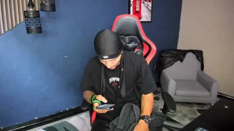 Snapshot of danteolsen chatting on 04-06-26, 03:37 Dante online show from 04-06-26, 03:37