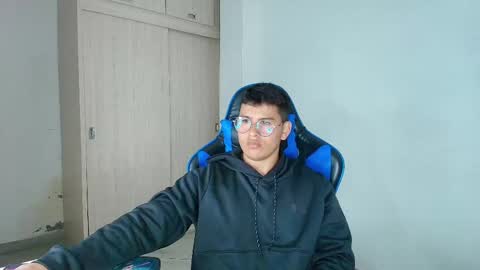 Dantraxx online show from 02-19-25, 01:08