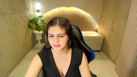 Dany online show from 04-24-26, 01:19