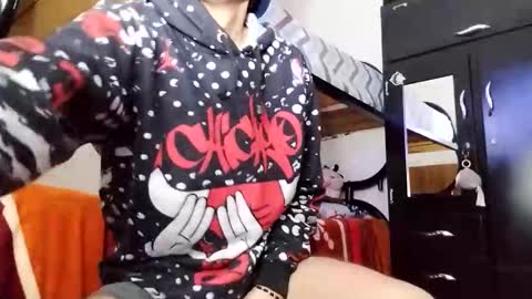 Daniel online show from 05-09-26, 01:11