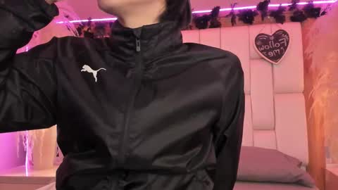 Snapshot of daphne_and_roger chatting on 03-14-26, 11:04 daphne_and_roger online show from 03-14-26, 11:04