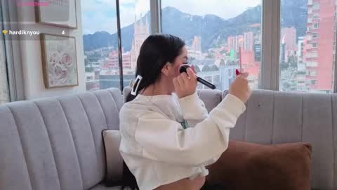 Snapshot of daphne_chers chatting on 02-19-26, 08:05 daphne_chers online show from 02-19-26, 08:05