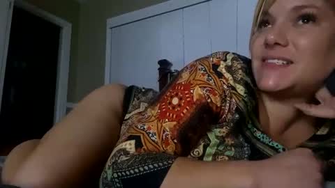 DaphneeAteVelma69 online show from 01-04-25, 12:49