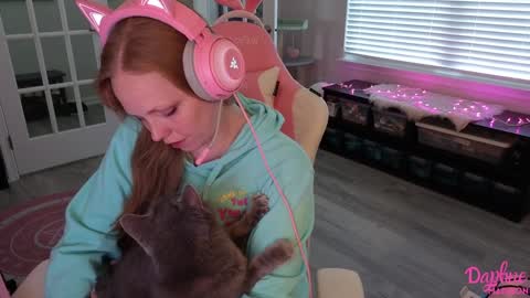 Snapshot of daphnemadison chatting on 09-28-25, 09:53 Daphne Madison online show from 09-28-25, 09:53