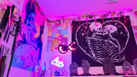 Snapshot of daphnemadison chatting on 10-11-25, 08:51 Daphne Madison online show from 10-11-25, 08:51