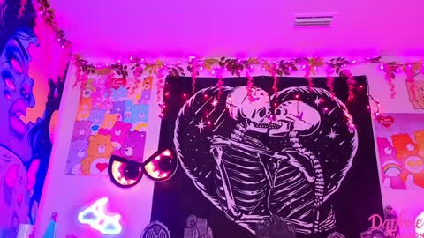 Snapshot of daphnemadison chatting on 10-21-25, 09:37 Daphne Madison online show from 10-21-25, 09:37