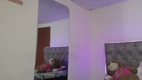 DAPHNE online show from 01-24-25, 05:11