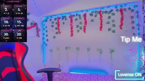 Daphne online show from 02-04-25, 03:04